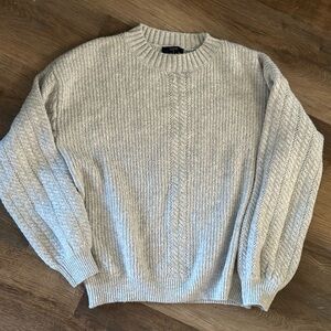 Tahari Women's Light Gray Crewneck Sweater